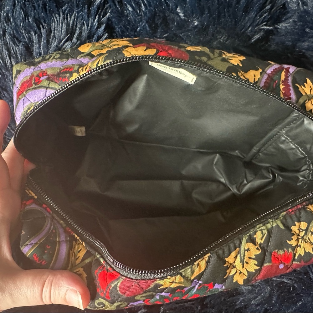 Vera Bradley Cosmetic Bag Midnight Garden Paisley - Large with side pocket - Picture 5 of 8